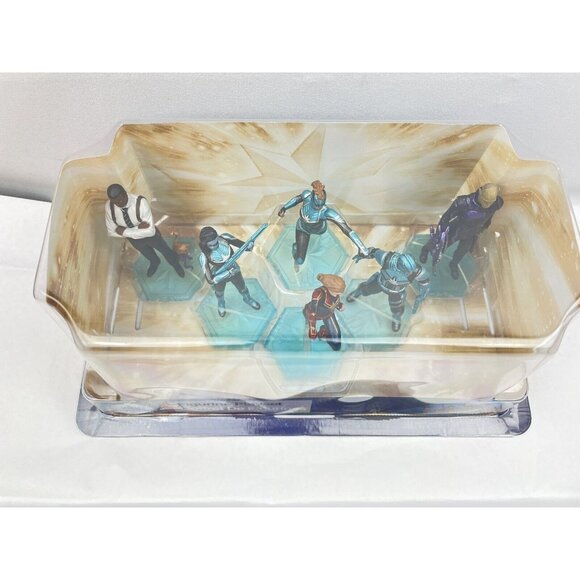 Disney Captain Marvel Exclusive 6 Piece PVC Figure Play Set Cake Toppers - Picture 6 of 6